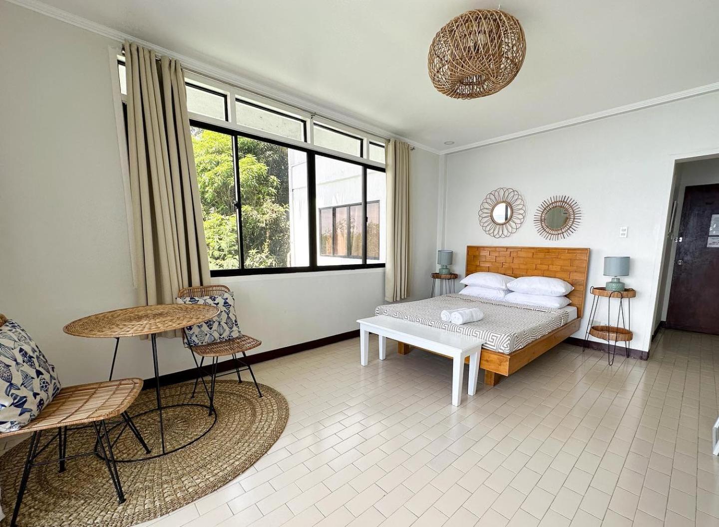 Wuthering Heights Bed & Breakfast By The Sea Dumaguete City Eksteriør billede
