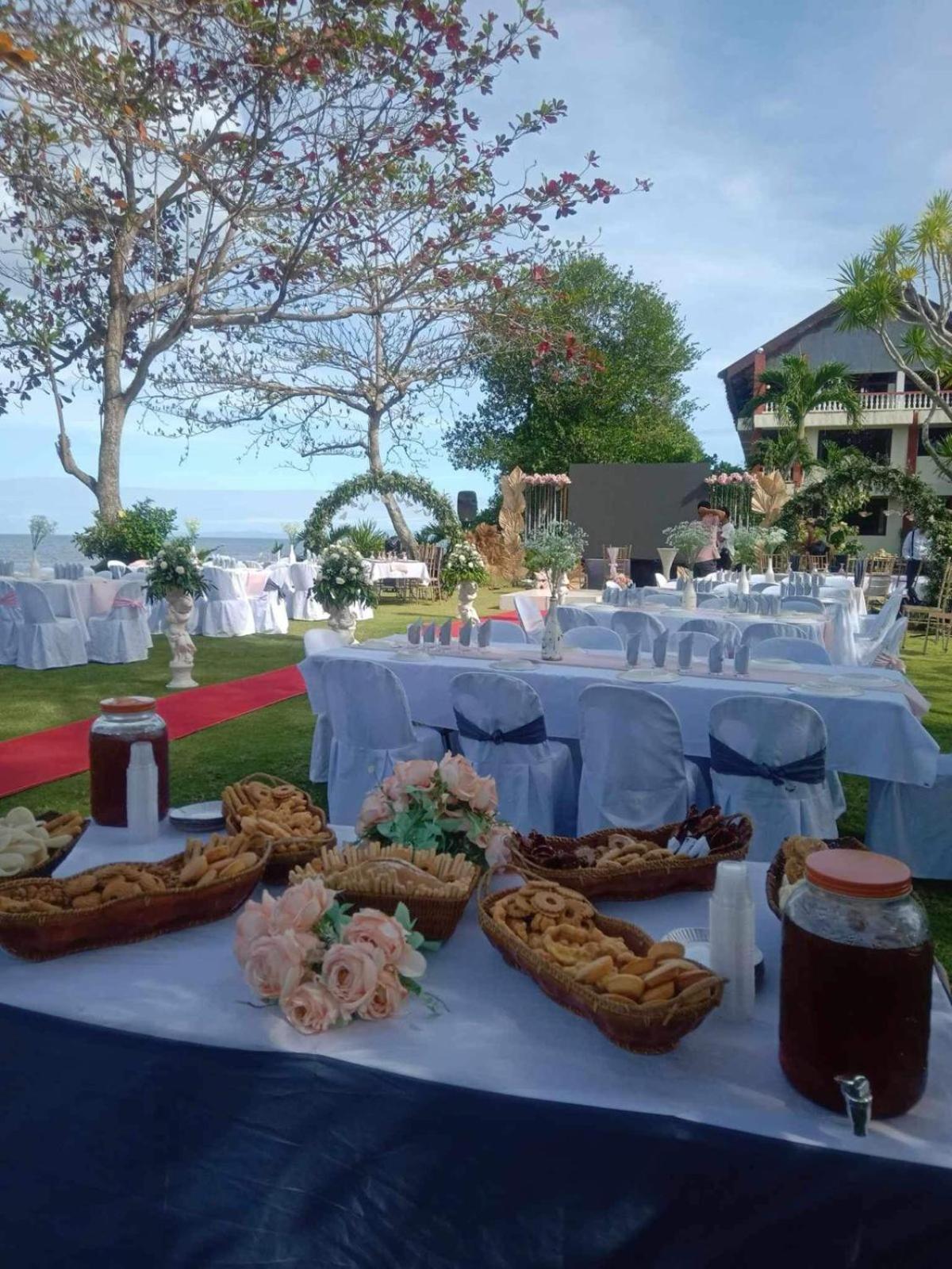 Wuthering Heights Bed & Breakfast By The Sea Dumaguete City Eksteriør billede