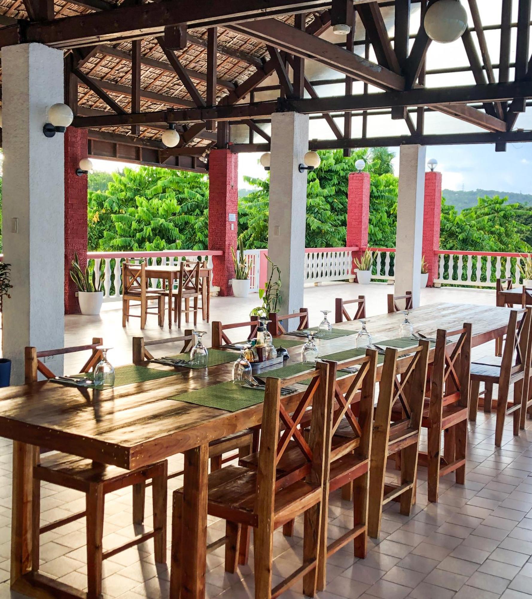 Wuthering Heights Bed & Breakfast By The Sea Dumaguete City Eksteriør billede